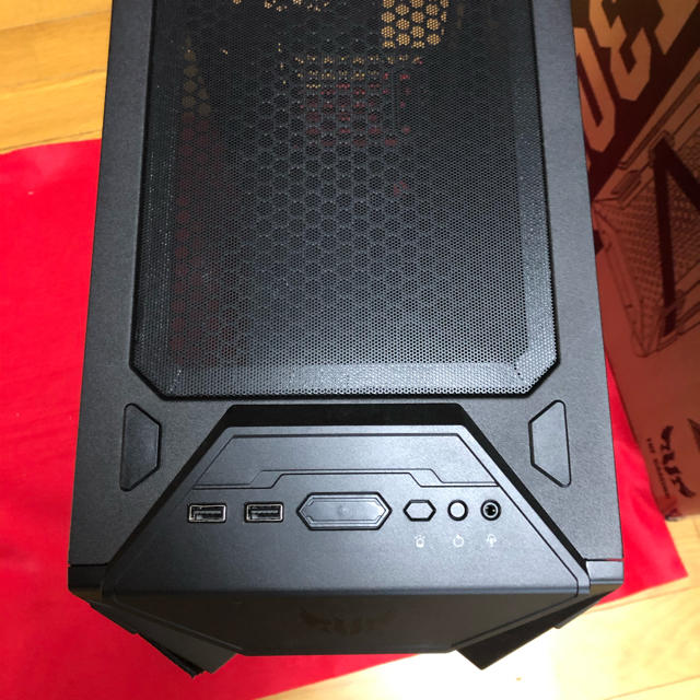 ASUS(エイスース)のASUS TUF Gaming GT301 PCケース スマホ/家電/カメラのPC/タブレット(PCパーツ)の商品写真