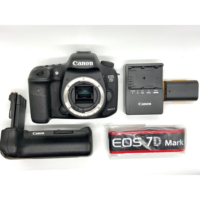 カメラCanon EOS 7D Mark2 + バッテリーグリップBG-E16