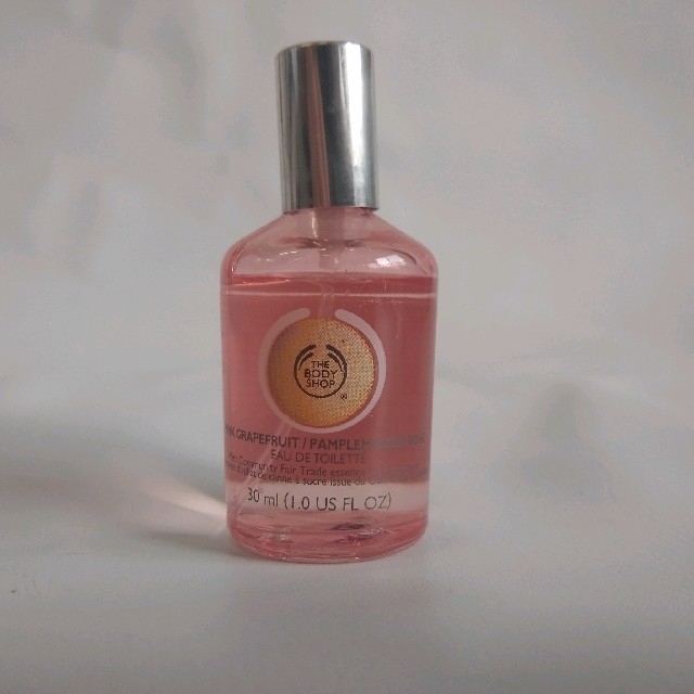 THE BODY SHOP(ザボディショップ)のTHE BODY SHOP オードトワレ ピンクグレープフルーツ 30ml コスメ/美容の香水(香水(女性用))の商品写真