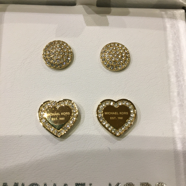 Michael Kors(マイケルコース)のマイケルコースのピアス　2種 レディースのアクセサリー(ピアス)の商品写真