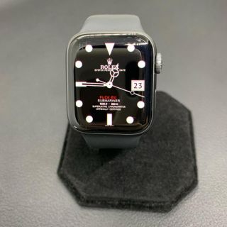 アップルウォッチ(Apple Watch)の【良品】Apple Watch Series 4 GPS 40mm グレイ(腕時計(デジタル))