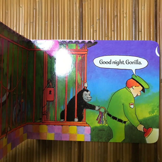 幼児向け英語えほん　Good Night, Gorilla Board Book エンタメ/ホビーの本(洋書)の商品写真