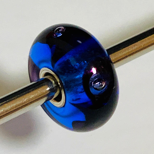 «おまとめ御要望品»trollbeads トロールビーズ ミッドナイトバブルス レディースのアクセサリー(チャーム)の商品写真