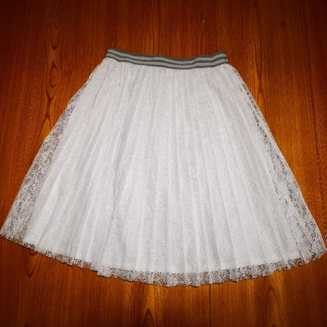 縁様専用！　チュールスカート　白　３L レディースのスカート(ひざ丈スカート)の商品写真