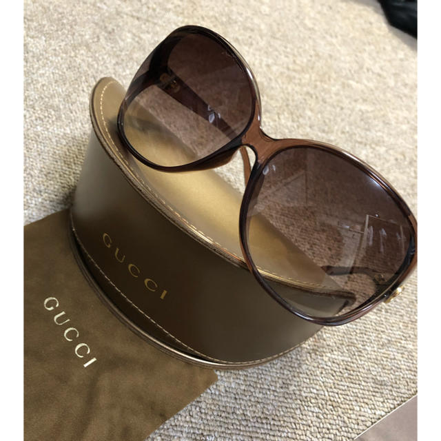 Gucci(グッチ)のGUCCI サングラス　ブラウン　グッチ レディースのファッション小物(サングラス/メガネ)の商品写真