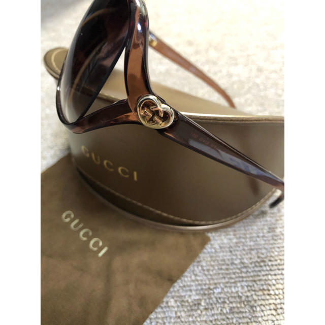 Gucci(グッチ)のGUCCI サングラス　ブラウン　グッチ レディースのファッション小物(サングラス/メガネ)の商品写真