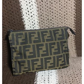 フェンディ(FENDI)のフェンディ　化粧ポーチ　小物入れ(ポーチ)