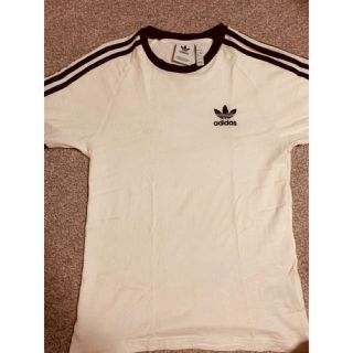 アディダス(adidas)のadidas originals Tシャツ(Tシャツ/カットソー(半袖/袖なし))