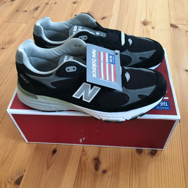 New Balance(ニューバランス)の新品　New Balance MR993BK ニューバランス 25.5cm 2E メンズの靴/シューズ(スニーカー)の商品写真