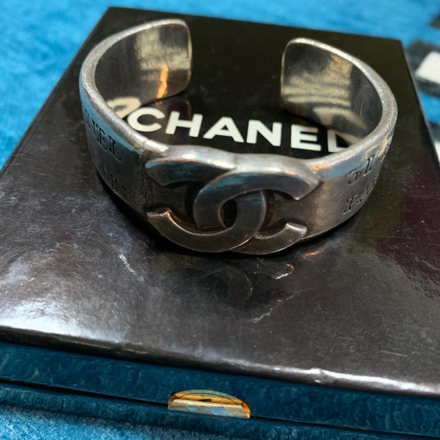 CHANEL  シャネル　シルバーバングル　ブレスレット