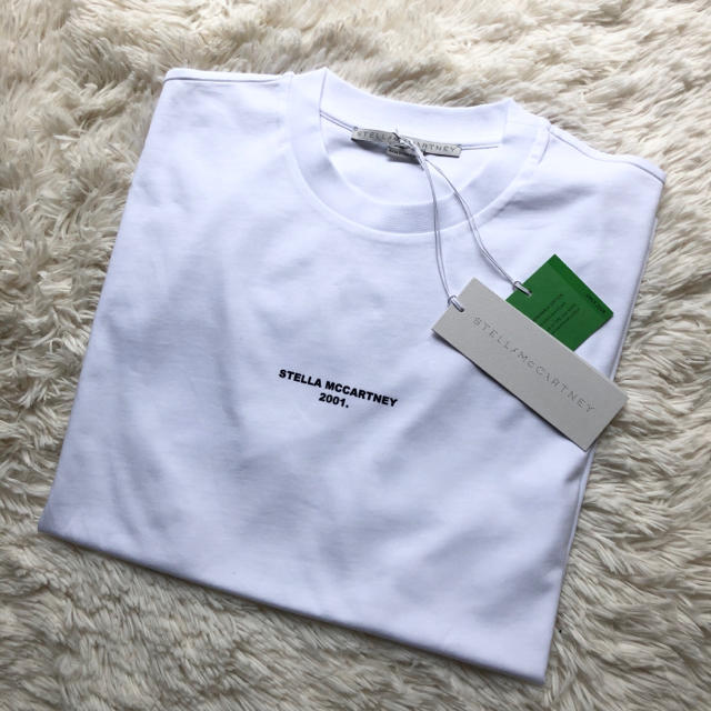 Stella McCartney(ステラマッカートニー)の新品 ステラマッカートニー ロゴ シンプル Tシャツ 大人気商品！！ レディースのトップス(Tシャツ(半袖/袖なし))の商品写真