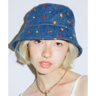 エックスガール(X-girl)の【X-girl】EMBROIDERED FLOWER DENIM HAT(ハット)