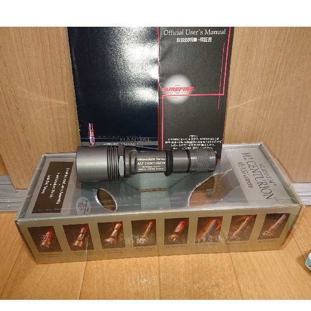 SUREFIRE(シュアファイア)のレディ様専用 【箱付き美品】SUREFIRE M2 スポーツ/アウトドアのアウトドア(ライト/ランタン)の商品写真