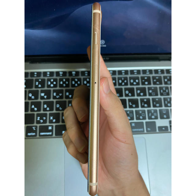 Apple(アップル)のiPhone8 plus 本体 スマホ/家電/カメラのスマートフォン/携帯電話(スマートフォン本体)の商品写真