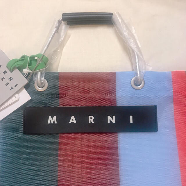Marni(マルニ)の新品　MARNI マルニフラワーカフェ トートバッグ ラッカーレッド レディースのバッグ(トートバッグ)の商品写真