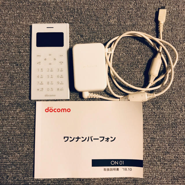 docomo　on01 ワンナンバーフォンスマートフォン/携帯電話