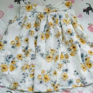 ページボーイ(PAGEBOY)のページボーイ 花柄スカート 美品(ミニスカート)