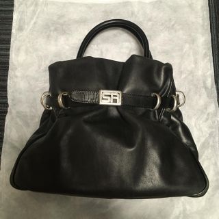 ソニアリキエル(SONIA RYKIEL)のソニアリキエル☆ハンドバッグ☆黒本革☆ショルダーストラップ付☆巾着風(ハンドバッグ)