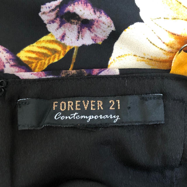 FOREVER 21(フォーエバートゥエンティーワン)の【Forever21】花柄 マキシ ワンピース ロングスカート レディースのワンピース(ロングワンピース/マキシワンピース)の商品写真