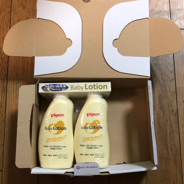 Pigeon(ピジョン)の『新品未開封』ピジョンBaby Lotion 大容量300g3本セット キッズ/ベビー/マタニティの洗浄/衛生用品(ベビーローション)の商品写真