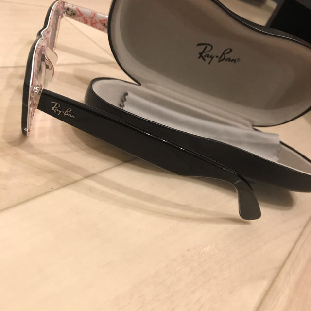 Ray-Ban(レイバン)のRay Ban/RX5184F 5014 52 メガネ 希少デザイン メンズのファッション小物(サングラス/メガネ)の商品写真