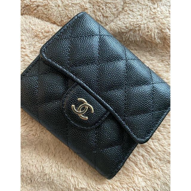 CHANEL(シャネル)の専用♥    CHANEL 27番台 美品 キャビアスキン マトラッセ ミニ財布 レディースのファッション小物(財布)の商品写真