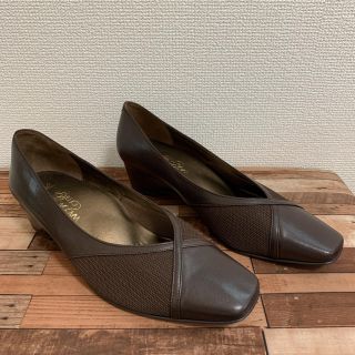 ワコール(Wacoal)の極美品♪ WACOAL Comfoot（ワコール）パンプス／24／茶色(ハイヒール/パンプス)