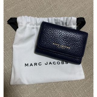 マークジェイコブス(MARC JACOBS)のMARC JACOBS/キーケース/ネイビー(キーケース)