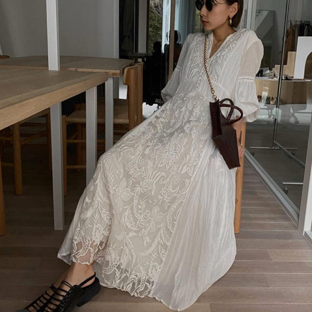AMERI MEDI EMBROIDERY TULLE LACE DRESS - ロングワンピース/マキシ