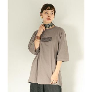 センスオブプレイスバイアーバンリサーチ(SENSE OF PLACE by URBAN RESEARCH)のフロッキープリントビッグTシャツ(Tシャツ(半袖/袖なし))