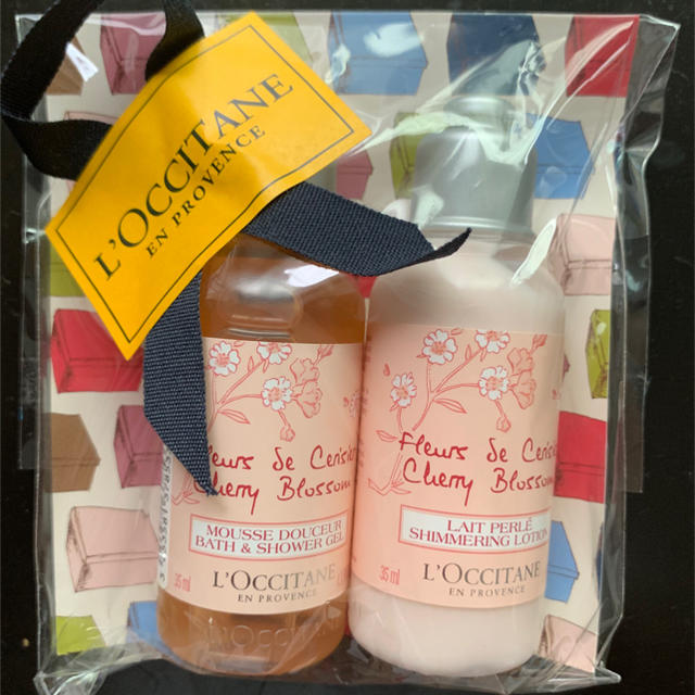 L'OCCITANE(ロクシタン)のロクシタン　チェリーブロッサム シャワージェル&シマーリングボディミルク コスメ/美容のボディケア(ボディローション/ミルク)の商品写真