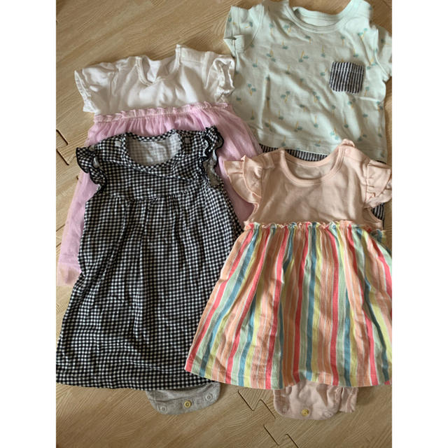 UNIQLO(ユニクロ)のユニクロ　ワンピース　ロンパース　80  ベビー キッズ/ベビー/マタニティのベビー服(~85cm)(ワンピース)の商品写真