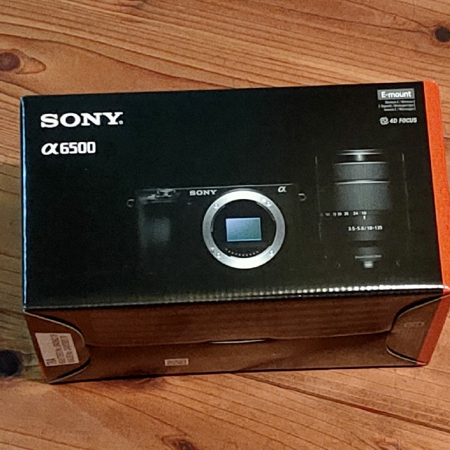 SONY(ソニー)の新品 α6500 ｗズームレンズ スマホ/家電/カメラのカメラ(ミラーレス一眼)の商品写真