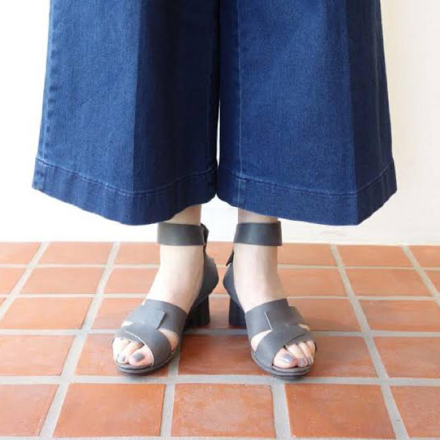 trippen(トリッペン)の超美品！trippen flock グレー size37 レディースの靴/シューズ(サンダル)の商品写真