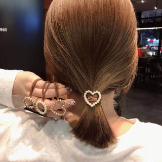 SALE！ヘアゴム  ヘアアクセサリー パール サークル ハートモチーフ  (ヘアゴム/シュシュ)