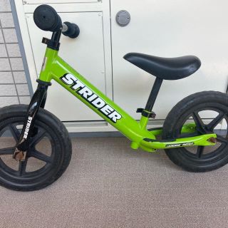 ストライダ(STRIDA)のストライダー　緑　グリーン(自転車)