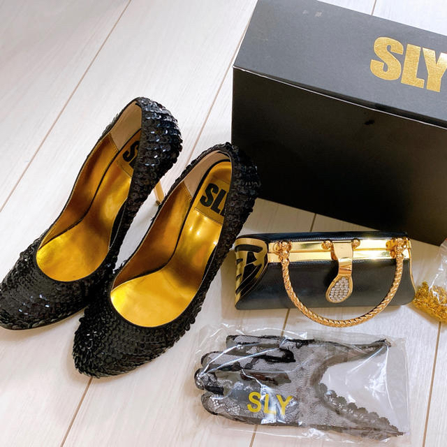SLY(スライ)のSLY スパンコールパンプス パーティーバック レース手袋セット レディースの靴/シューズ(ハイヒール/パンプス)の商品写真
