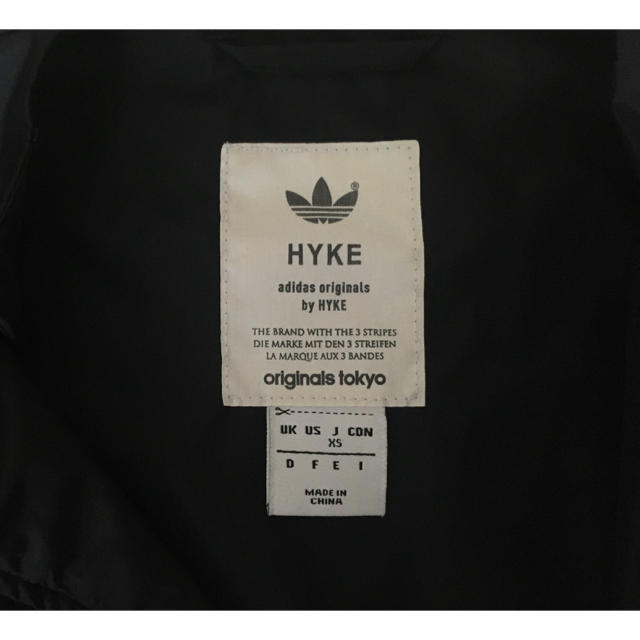 HYKE(ハイク)のHYKE × adidas ウィンドトップ レディースのジャケット/アウター(ナイロンジャケット)の商品写真