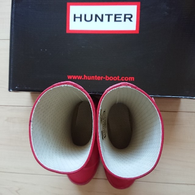 HUNTER(ハンター)のyoppy様 ハンター レインブーツ キッズ/ベビー/マタニティのキッズ靴/シューズ(15cm~)(長靴/レインシューズ)の商品写真