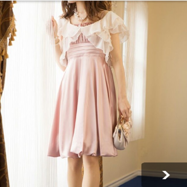 ドレス　タグつき レディースのフォーマル/ドレス(ミディアムドレス)の商品写真