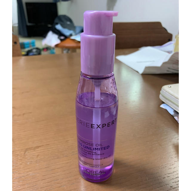 LOREAL PROFESSIONAL(ロレアルプロフェッショナル)のお値下げロレアスプロフェッショナル　リスランアンリミテッド　オイルパーフェクター コスメ/美容のヘアケア/スタイリング(オイル/美容液)の商品写真