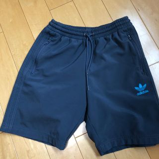 アディダス(adidas)のadidas パンツ(ショートパンツ)