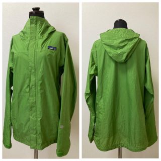 パタゴニア(patagonia)の【古着】patagonia women's 緑/グリーン　マウンテンパーカー(ナイロンジャケット)