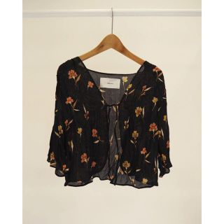 トゥデイフル(TODAYFUL)の＜TODAYFUL＞ Georgette Flower Cardigan (カーディガン)