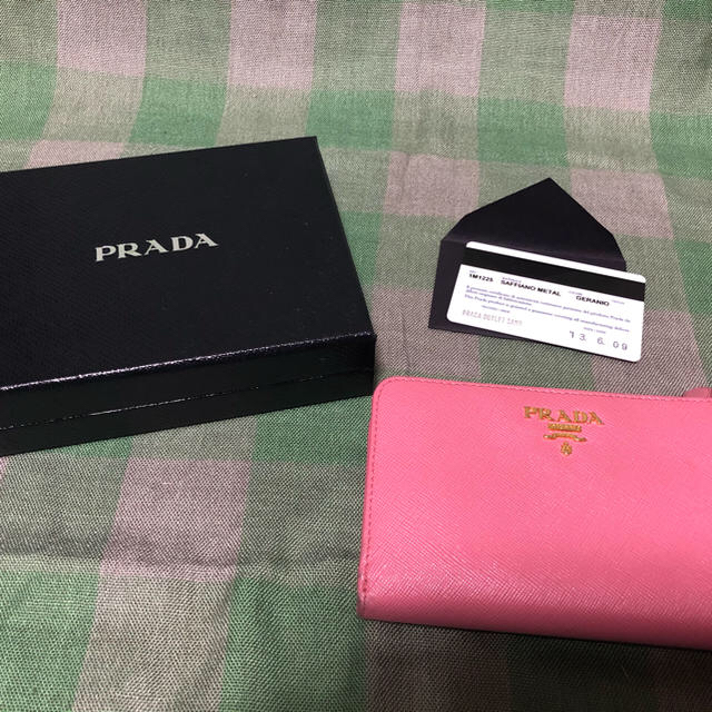 PRADA プラダ サフィアーノメタル　2つ折り財布　GERANIO