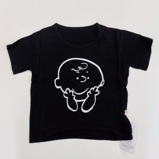 【新品タグ付】チャーリーブラウン 半袖Tシャツ 95 100 スヌーピー 黒(Tシャツ/カットソー)