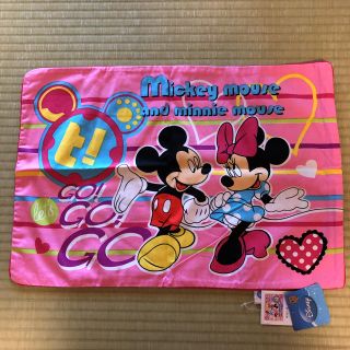 ディズニー(Disney)の❤︎新品タグ付き❤︎ Disney Mickey &Minnie 枕カバー(その他)