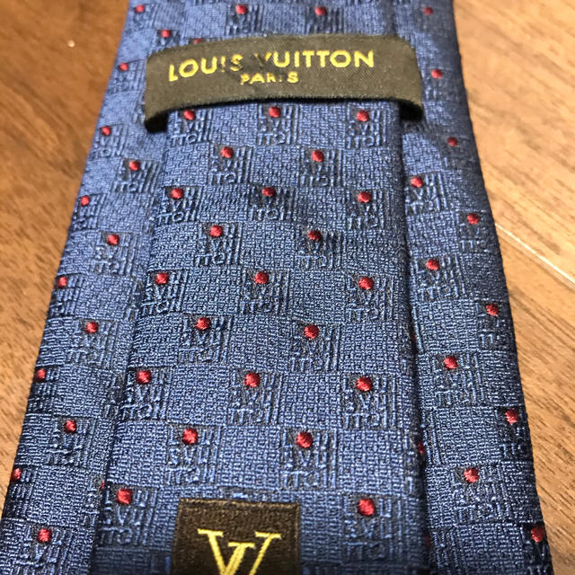 LOUIS VUITTON(ルイヴィトン)のルイヴィトン  ネクタイ　① メンズのファッション小物(ネクタイ)の商品写真