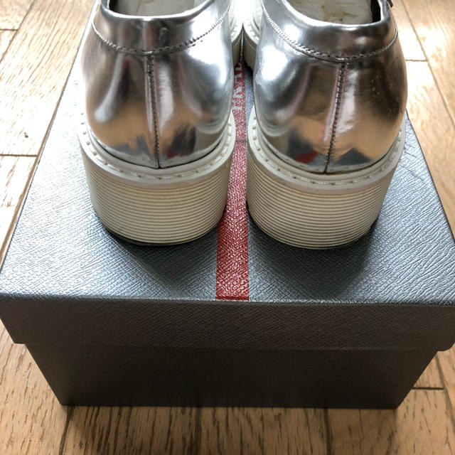 PRADA 1