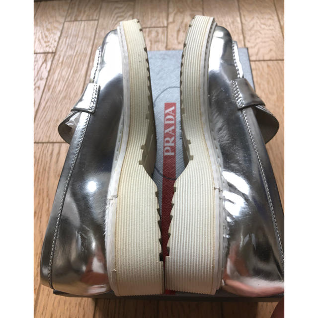 PRADA 2
